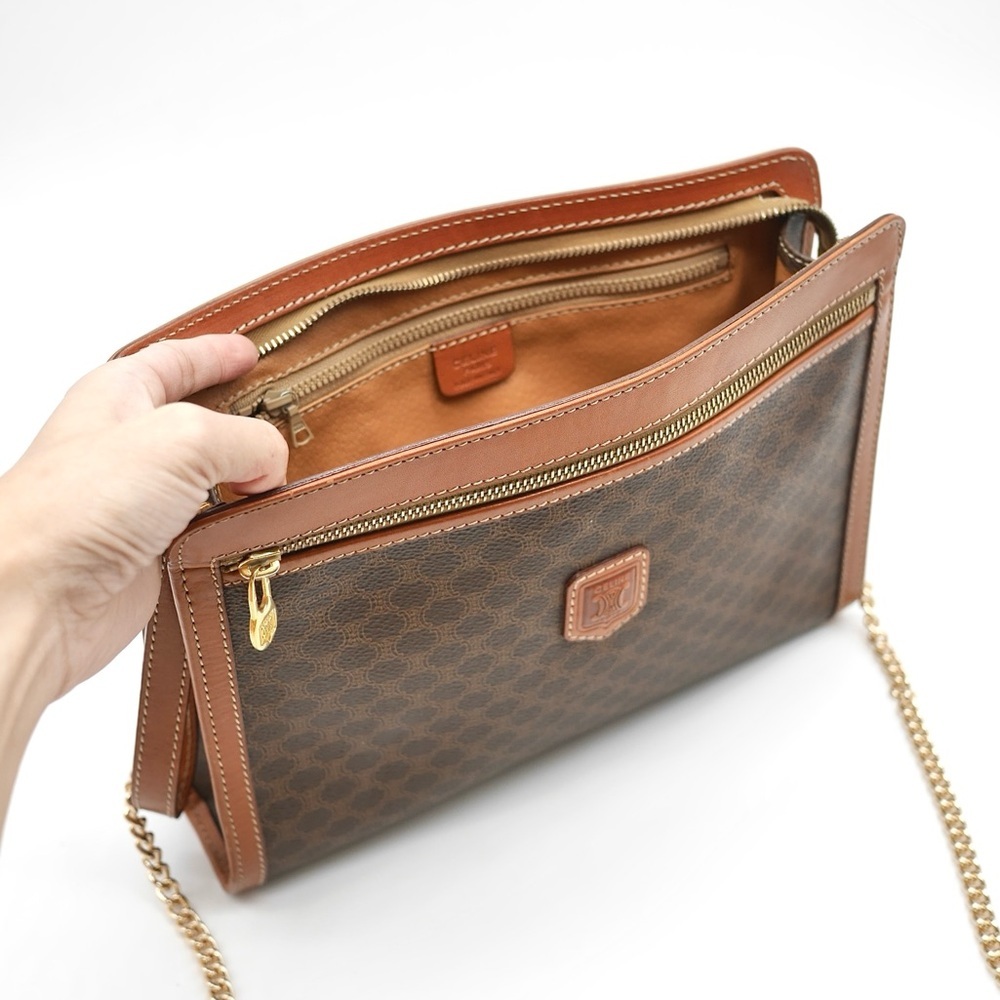🍓CELINE Macadam Triomphe Clutch - Picture 5 of 13
